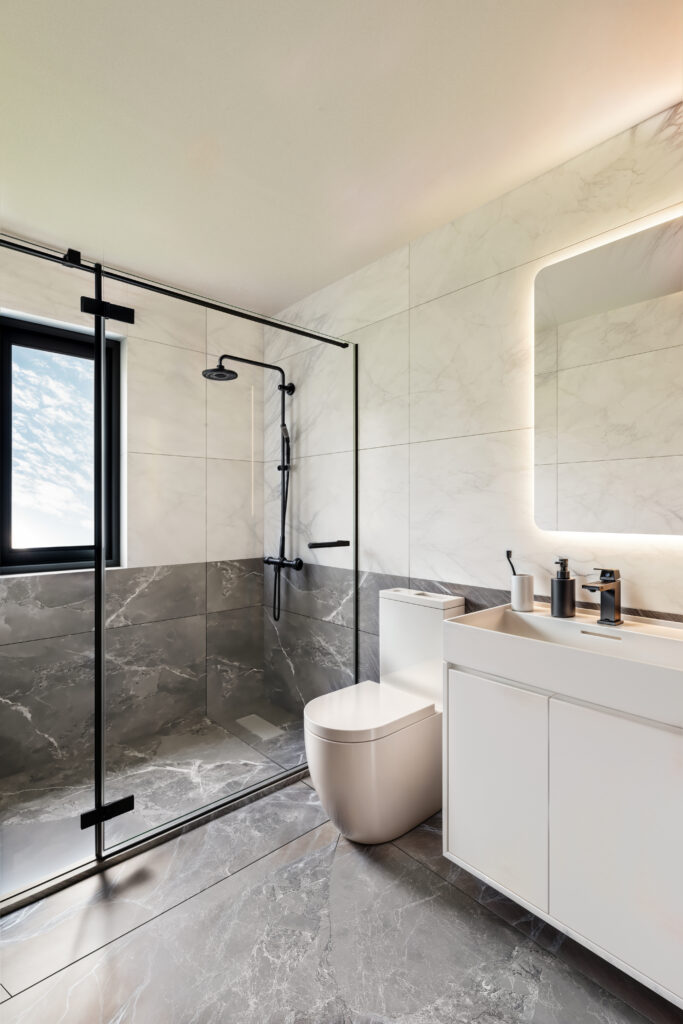 Giraud III – Contemporary Coastal Residence