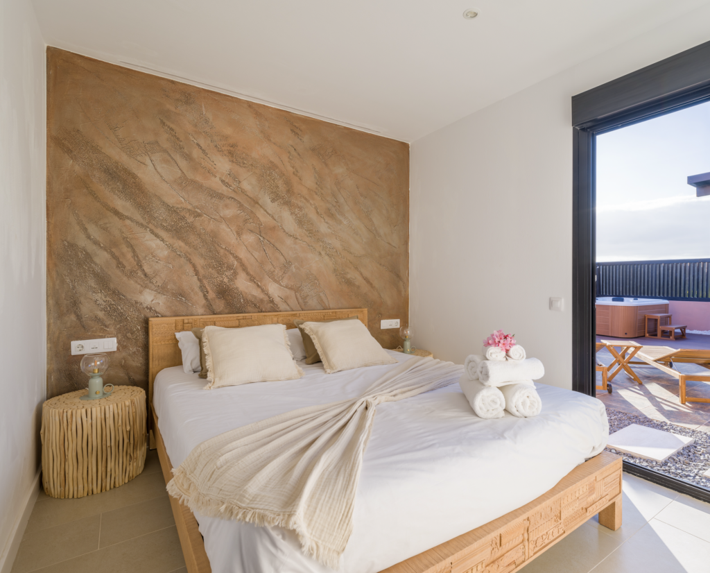 Giraud I – Villa with Jacuzzi & Pool near Corralejo